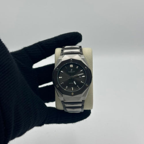 Hublot Cut || Black dial